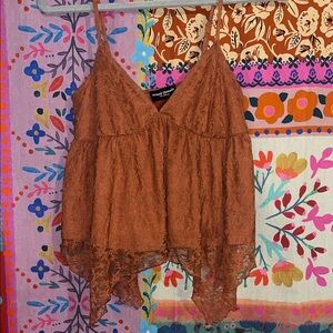 MIXED THREADS Elegant Lace Camisole in Rust